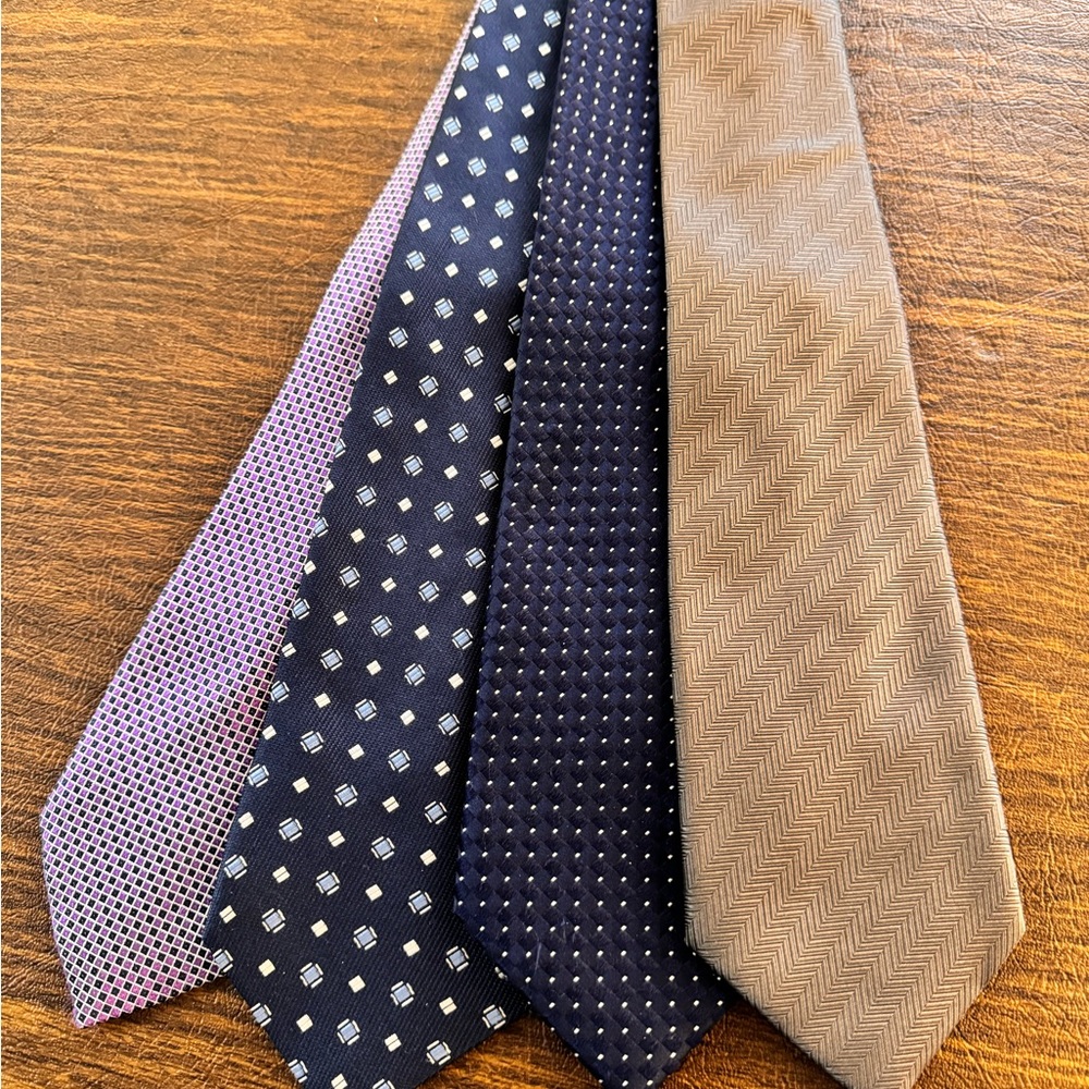 Set of four conservative ties